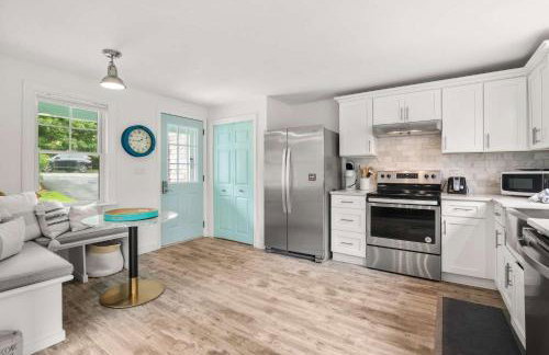 Pond Front Home w Game Room Dog Friendly - Foto 3