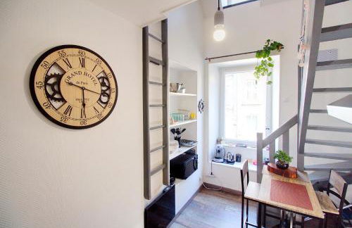 Petit Duplex Lumineux, hyper centre à 2 pas du port, Intendance Luxury Host - Foto 9