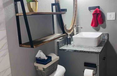 BEAUTIFUL Rustic Modern Remodel IDEAL Location!! - Foto 49