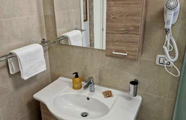 Casa Vacanze Fiore Ciampino Airport - Rome Station - 108 mqs - Foto 15