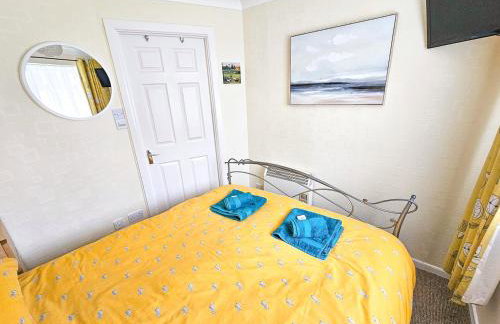 Dart Haven - cheerful holiday bungalow in Galmpton - Photo 11