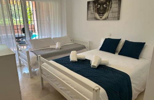 Apartamento en Marbella Guadalmina primera linea de campo de golf Los Cartujanos - Photo 16