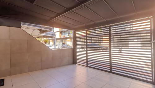 Casa 700m Praia, Churrasq, SelfChekin, Garagem, Wi-fi, Ar, Portão Eletronico - Foto 4