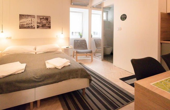 OLD TOWN PULA STUDIO APARTMENTS - Foto 7