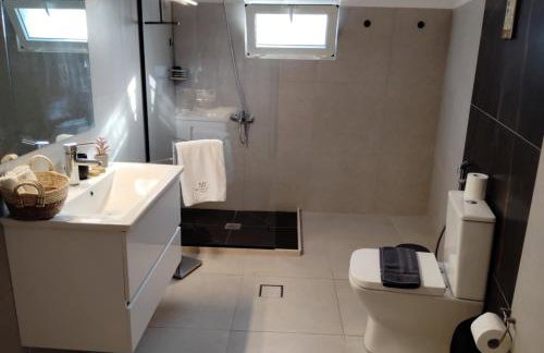 Minfot Local House - Photo 20