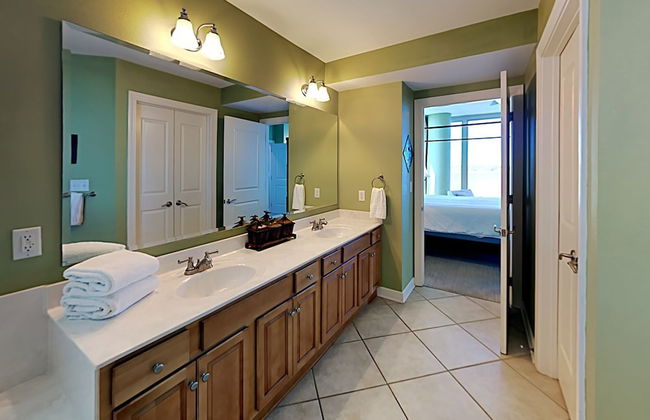 Lagoon Tower #402 - Foto 15