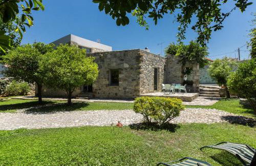 Muazzo Creta Stone House, Nature Escape with Pool, By ThinkVilla - Foto 2