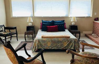 UNIQUE SPANISH HACIENDA HOUSE with POOL VINTAGE 1948 EUROPEAN ANTIQUES ETHNIC ART - Photo 70