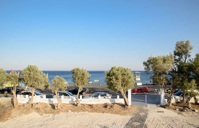 Villa George Santorini - Photo 21