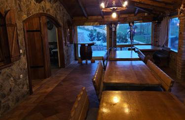 Kuća sa bazenom za odmor i domjenke MARIS - Foto 52