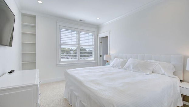 Lake Avenue 77 - Photo 5, Room