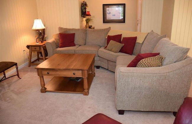 Seven Springs 2 Bedroom Deluxe Condo with Private Deck! by RedAwning - Foto 5