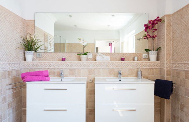 Lovely Apartment in Arona - Photo 10