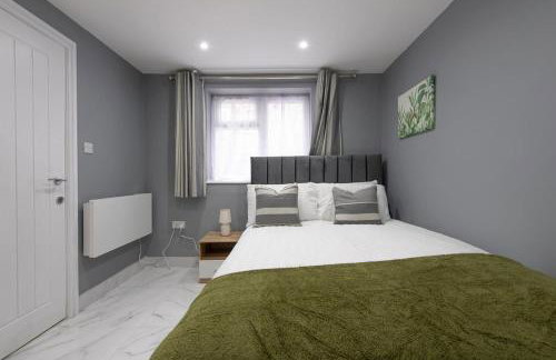 Bright 2-Bedroom Ensuite Apartment with Kitchen - Foto 5