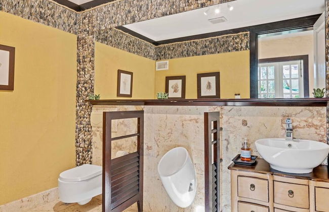 Sophisticated Villas With Private Pools and Staff - Foto 46