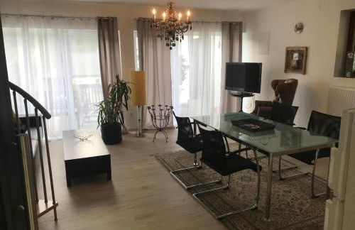 Bezauberndes Gästehaus im Grünen mit Terrasse - Foto 1