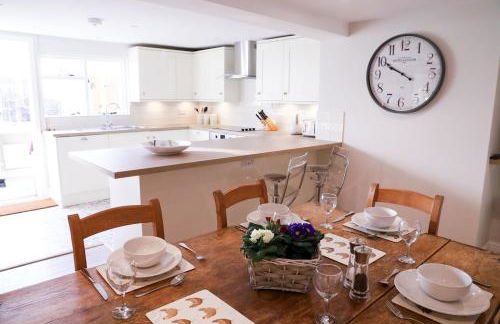 Beautifully refurbished 3 bedroom cottage - Foto 4
