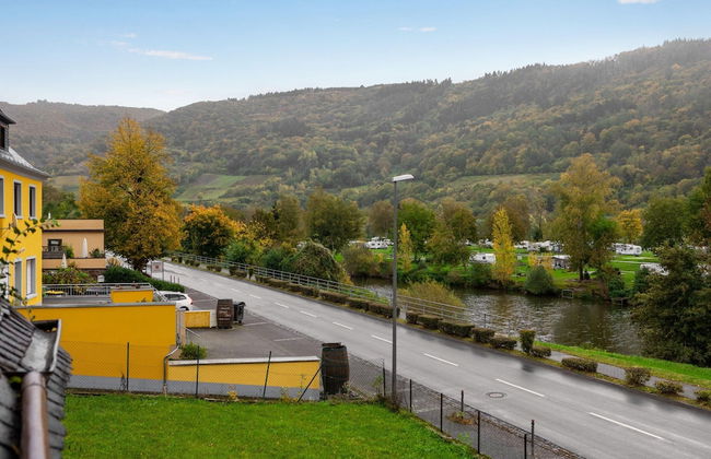 Serene Stay by the Moselle - Foto 40