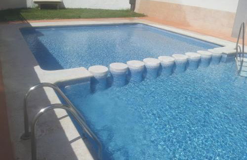 Beachside Apartment with Beautiful Sea Views - Photo 19