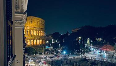 Alma at Colosseum Luxury Apartment with View - Foto 1