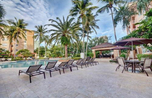 Renovated 2/2 Unit at Yacht Club/Aventura - Foto 28