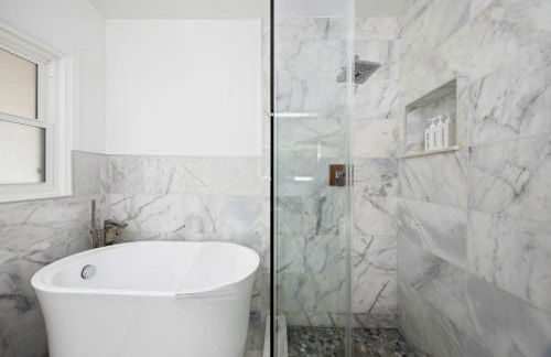 The Luxe Escape | Near LAX & West LA Hotspots - Foto 41