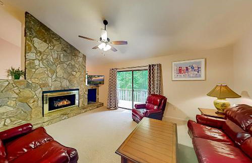 Rumbling Bald Resort Unit 2004 - Foto 1