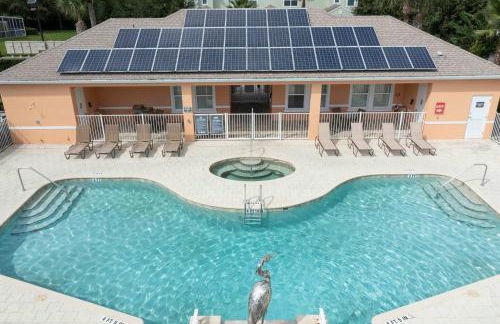 Comfortable home Near Disney & Private Pool 17414 - Foto 41