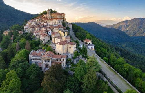 LA TERRAZZA - Very Quiet - Free park - 3 min from Varese center and lake - AIR Conditioning - Cycling friendly - Foto 24