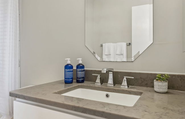 Placemakr Downtown Pittsburgh at The Pennsylvanian - Foto 58