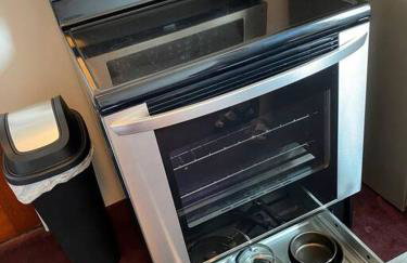 2-Bedroom Quincy Apt. with private parking & Wifi - Foto 6