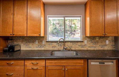 Alpine 4 Bedroom Retreat with Hot tub and Pool table - Foto 19