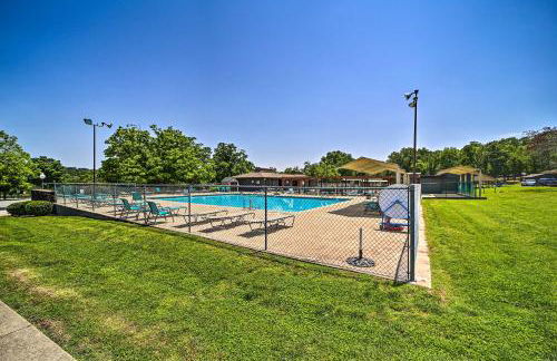 Lakefront Retreat with Game Room in Bella Vista! - Foto 37