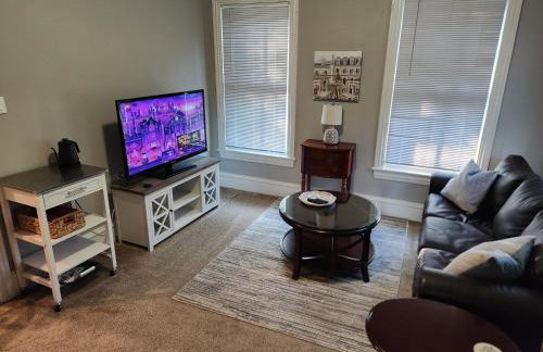 Waterfront Getaway in Historic Bristol - Foto 23