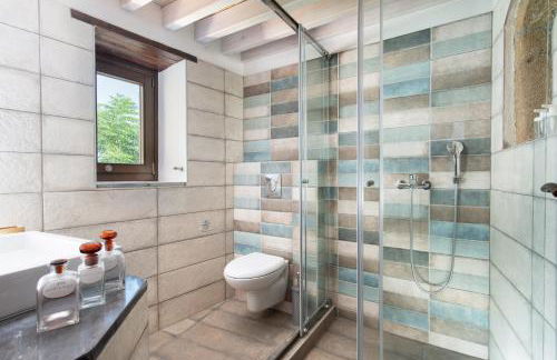 Myrsini's Castle House - Comfortable Residence with Large Balcony & Sea View - Photo 19