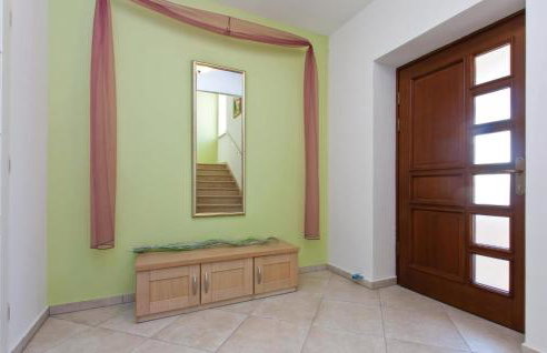 Four-Bedroom Holiday Home In Golubovo - Foto 36