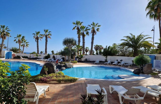 2 bed Apartment That Steps out on to the Pool - Foto 1