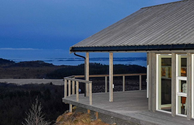 Holiday Home in Lyngstad - Foto 1