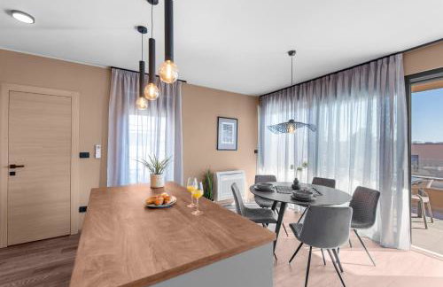 Quercus Village Penthouse with jacuzzi - Foto 13