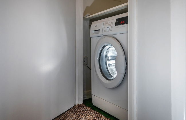 Train Station Serenity - Photo 14