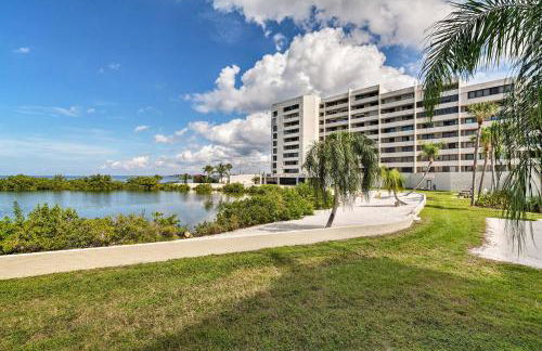 Resort-Style Penthouse with Patio in Hudson! - Foto 30