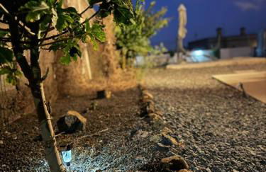 Peaceful Getaway with Pool & BBQ Area - Foto 20