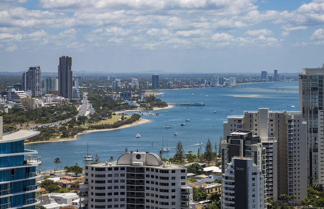 Gold Coast Amor'e Luxury Sub Penthouse - Photo 32