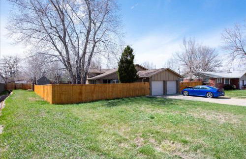 Modern Chic Retreat Near Mtns & Red Rocks Wifi - Foto 27