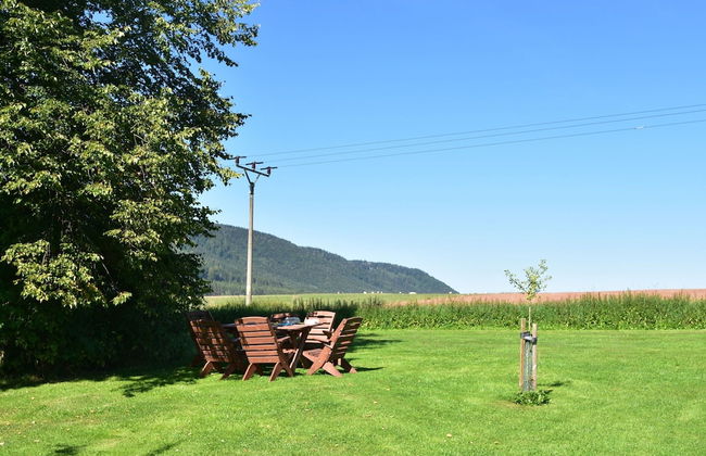 Authentic Farmhouse in Bozanov With Private Garden - Foto 21