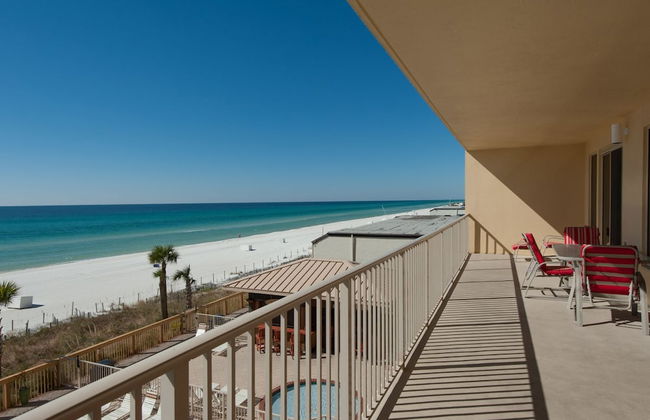 Oceanfront Condo with Spacious Balcony - Unit 0306 by RedAwning - Foto 21