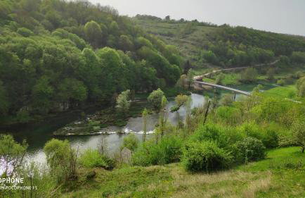 SMARAGD RIVER near Rastoke & Plitvice Lakes - Foto 37