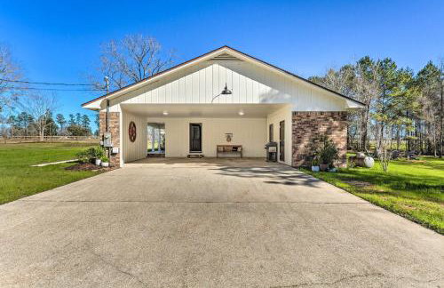 Green Acres Home with Fire Pit and Fishing Pond - Foto 29