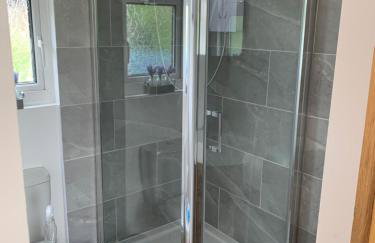 Unique Private Wood Cabin near Jurassic Coast in Dorset Countryside - Photo 13