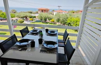 Garlis Apartments - Photo 36